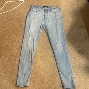 Blue jeans skinny athletic